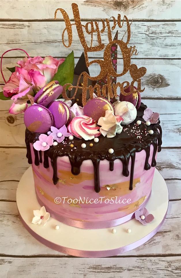 Drip cake - Decorated Cake by Layla A - CakesDecor